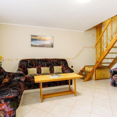 באלאטונסארסו Holiday Home Jazmin By Interhome מראה חיצוני תמונה