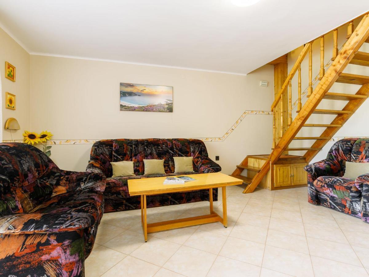 באלאטונסארסו Holiday Home Jazmin By Interhome מראה חיצוני תמונה