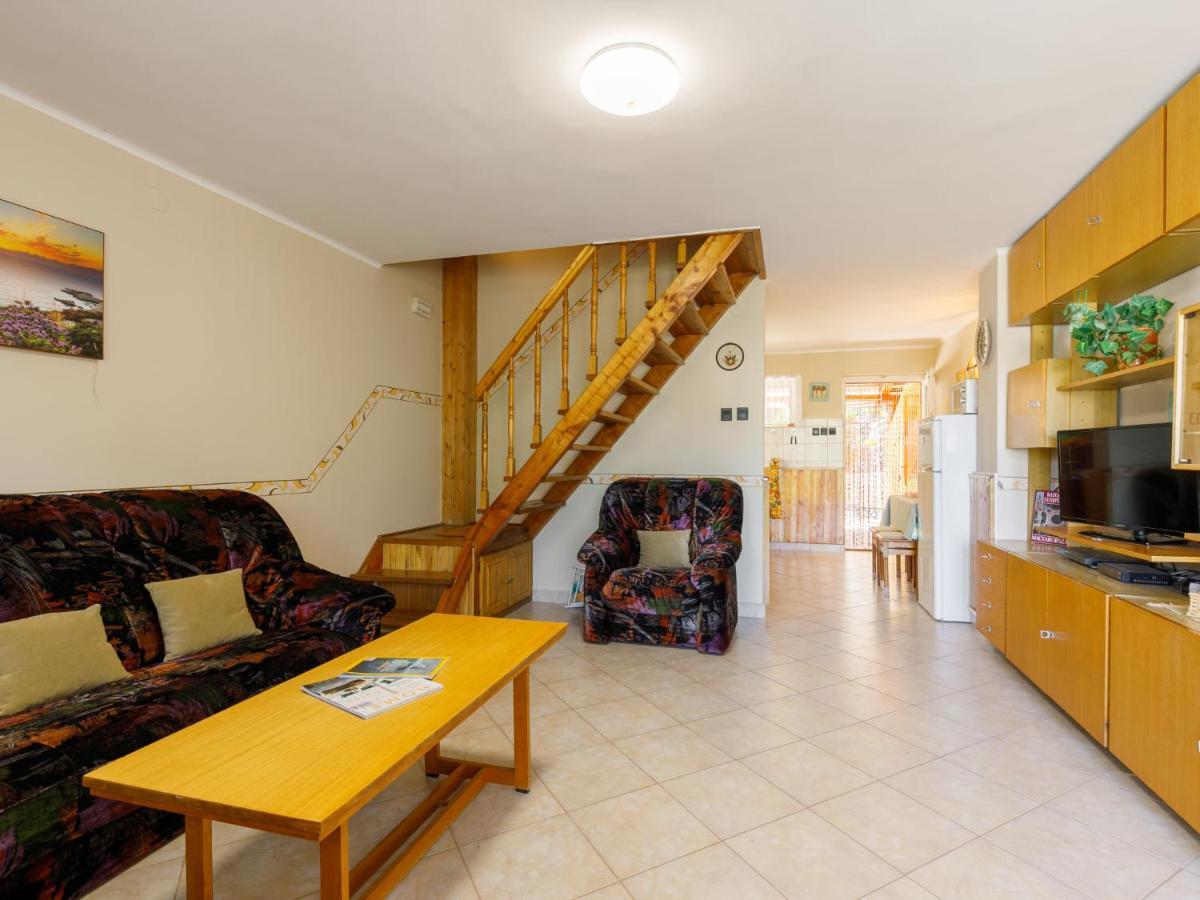 באלאטונסארסו Holiday Home Jazmin By Interhome מראה חיצוני תמונה