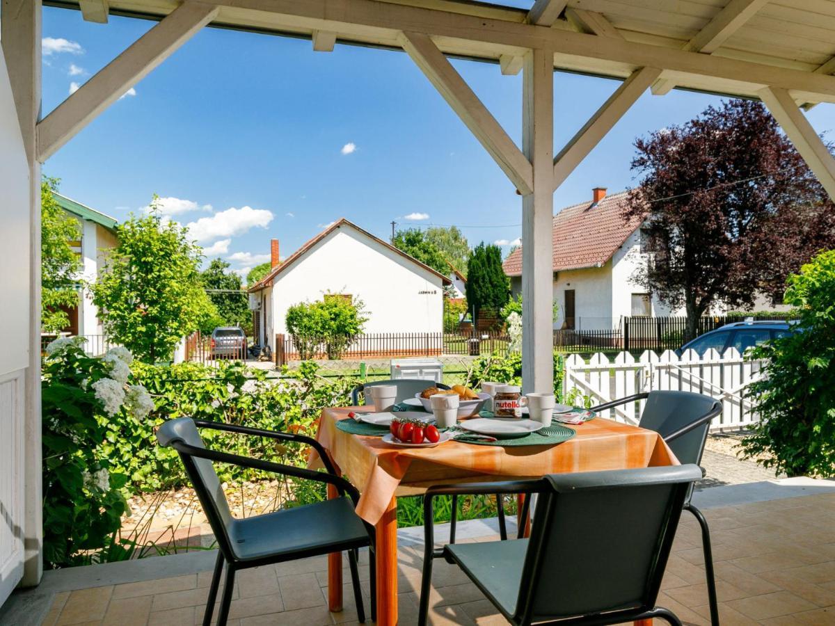 באלאטונסארסו Holiday Home Jazmin By Interhome מראה חיצוני תמונה