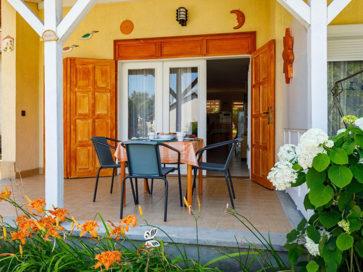באלאטונסארסו Holiday Home Jazmin By Interhome מראה חיצוני תמונה